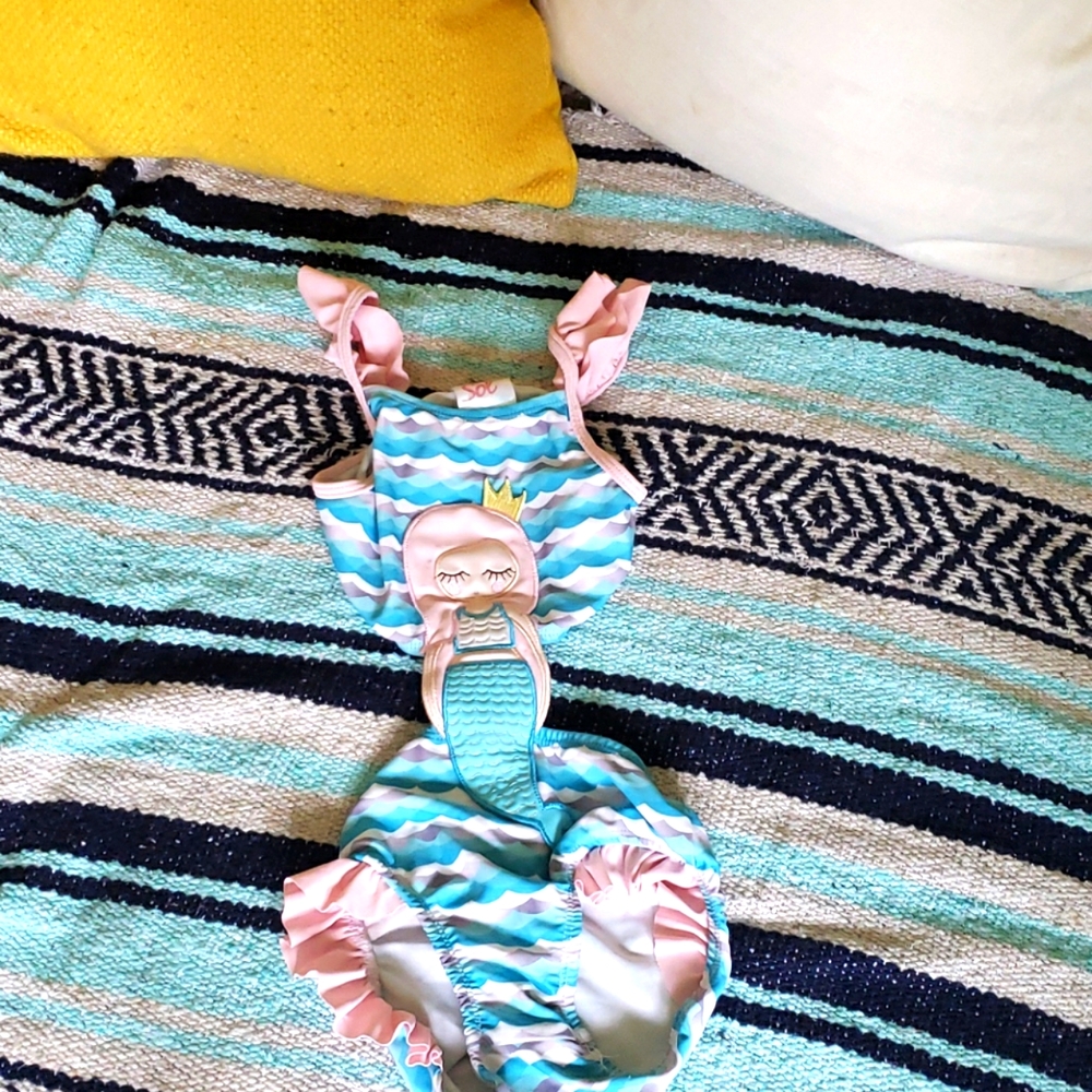 Girls Swimsuit